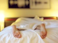 5 semplici regole per dormire meglio e stare in salute